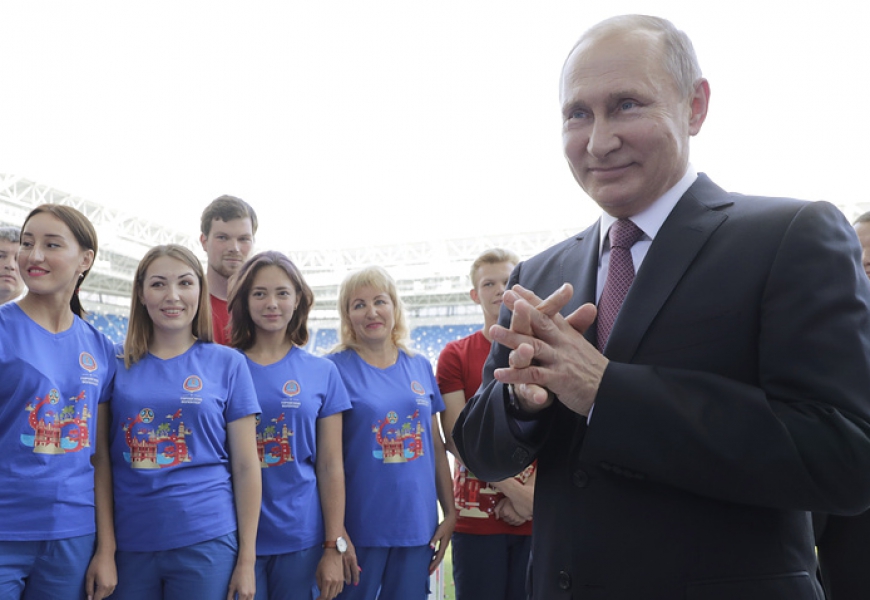 Russia may bid for hosting Summer Olympic Games, Putin says 