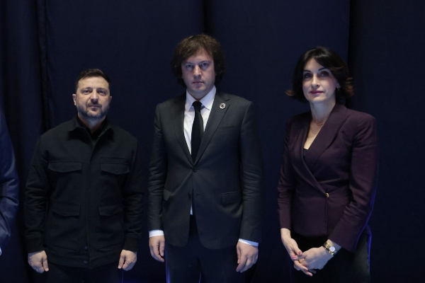 ირაკლი კობახიძე, ევროპული პოლიტიკური გაერთიანების (EPC) მე-8 სამიტის ფარგლებში, უკრაინის პრეზიდენტ ვოლოდიმერ ზელენსკის შეხვდა