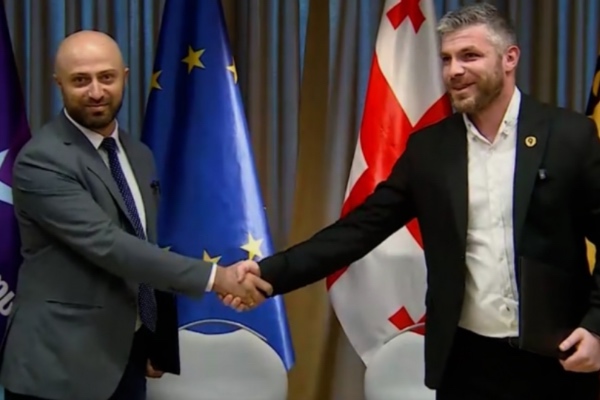 ირაკლი კუპრაძე და ბერდია სიჭინავა ბერლინში გიორგი გახარიასთან შესახვედრად გაემგზავრნენ - 