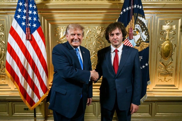 ირაკლი კობახიძე 22 სექტემბერს ნიუ იორკში დონალდ ტრამპის ოფიციალურ მიღებას დაესწრო
