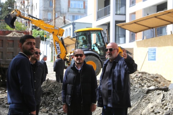 სამგორის რაიონში, მოსკოვის გამზირზე ეზოების კეთილმოწყობის სამუშაოები დაიწყო