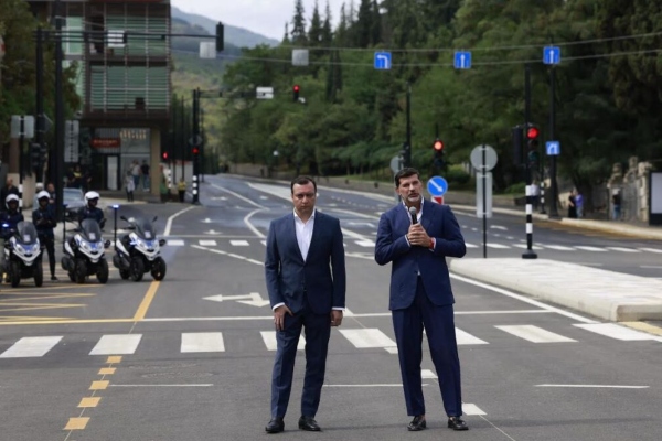 ვაკეში გიორგი წერეთლისა და ქაქუცა ჩოლოყაშვილის რეაბილიტირებული ქუჩები გაიხსნა