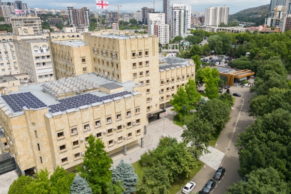 პროკურატურამ ნარკოტიკული საშუალების უკანონო შეძენა-შენახვის ფაქტზე სამართალდამცველს ბრალდება წარუდგინა