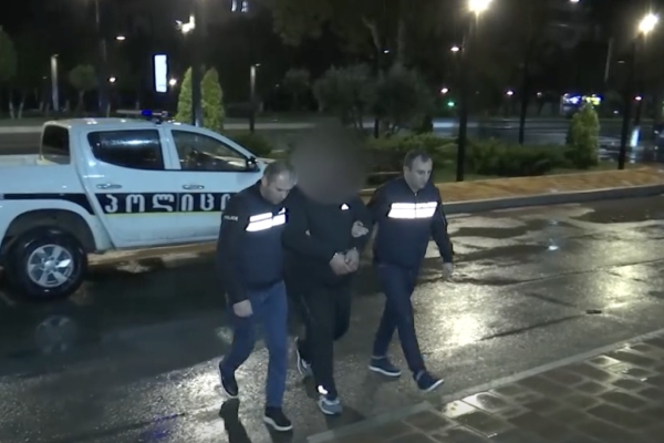 “ქურდული სამყაროს” სახელით, 200 000 დოლარი მოსთხოვა გარდაბნელ ფერმერს“ - პოლიციამ ელმურაზ მამედოვთან დაკავშირებული პირები დააკავა 