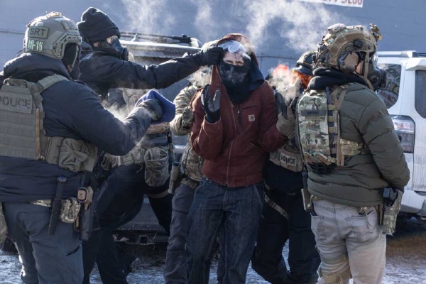 ფედერალურმა აგენტებმა მინეაპოლისში ახალგაზრდა კაცი მოკლეს