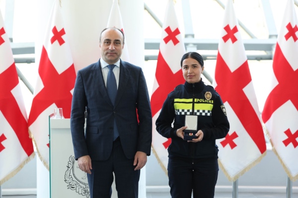 გეკა გელაძემ შსს-ს მედლებით „მამაცობისთვის“, სხვადასხვა საპოლიციო დანაყოფის 88 თანამშრომელი დააჯილდოვა
