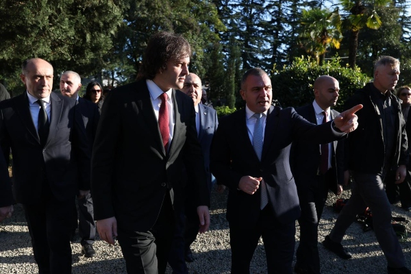 პრემიერ-მინისტრი ქუთაისში მიმდინარე ინფრასტრუქტურულ პროექტებს გაეცნო