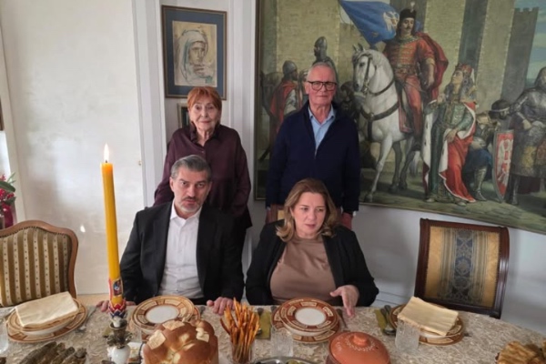 პრეზიდენტმა ალექსანდარ ვუჩიჩმა მე და ჩემი მეუღლე დაგვპატიჟა თავის დიდ ოჯახში, ამის დავიწყება შეუძლებელია და გახსენებს, რომ სახელმწიფოს უკან დგანან ოჯახები, სიყვარული - მიხეილ ყაველაშვილი