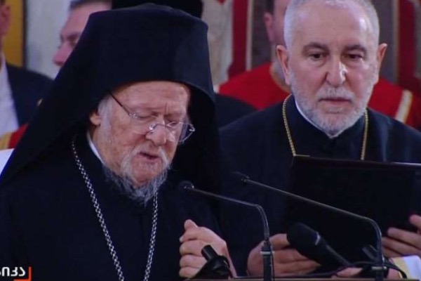 გამხნევდით ძმანო და შვილნო, თქვენი პატრიარქი და მამა არ მომკვდარა, არამედ სძინავს - მსოფლიო პატრიარქი