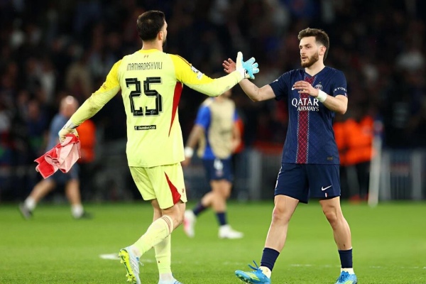 ხვიჩა კვარაცხელიას „პარი სენ-ჟერმენმა“ ჩემპიონთა ლიგაზე გიორგი მამარდაშვილის „ლივერპული“ დაამარცხა