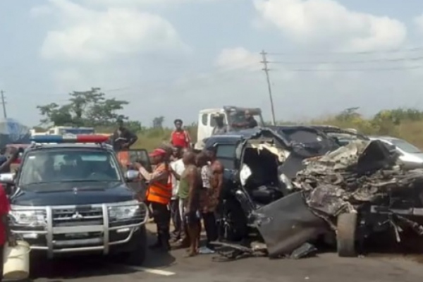 კრივის ვარსკვლავი ენტონი ჯოშუა ავარიაში მოყვა - ავტომობილს საბურავი გაუსკდა, რის გამოც მძღოლმა კონტროლი დაკარგა